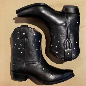 Ranch Road Presido Short Boots - Star Inlay